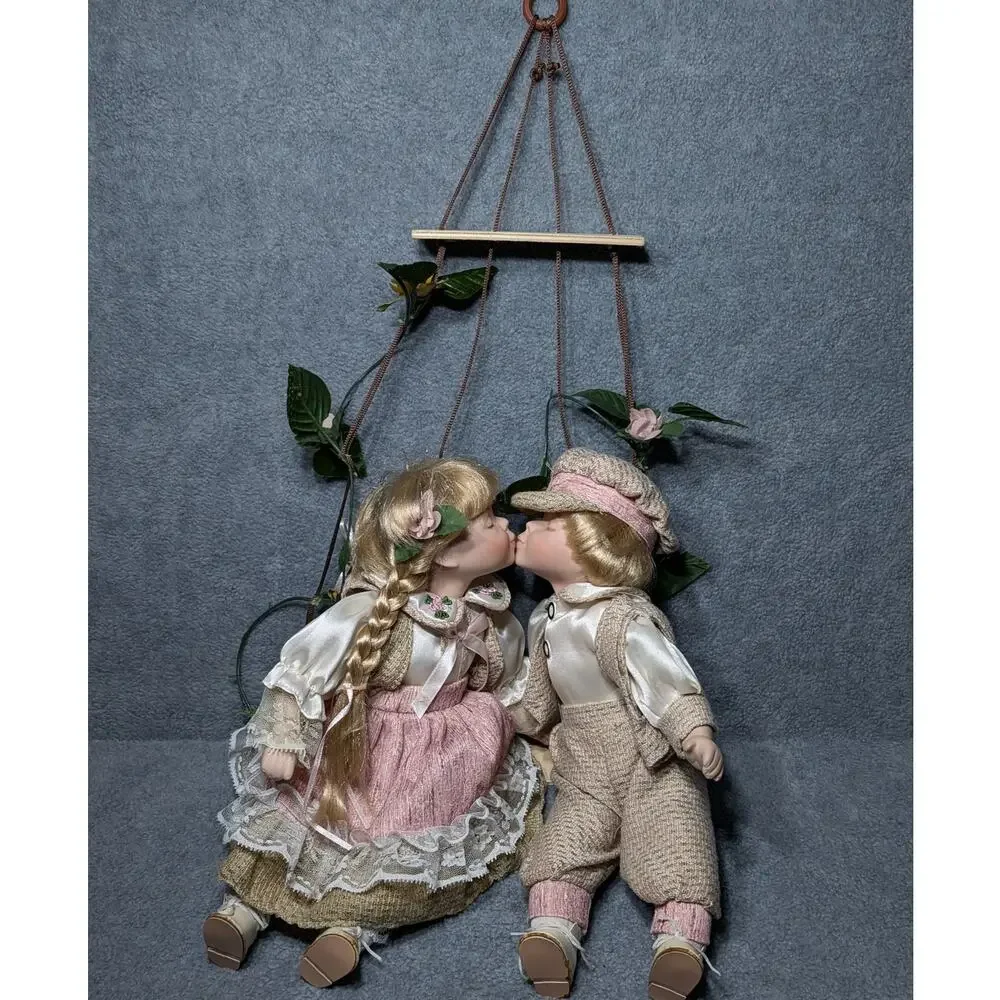 GOLDENVALE Porcelain Kissing Doll Couple Hanging Swing 1 3000 Limited READ